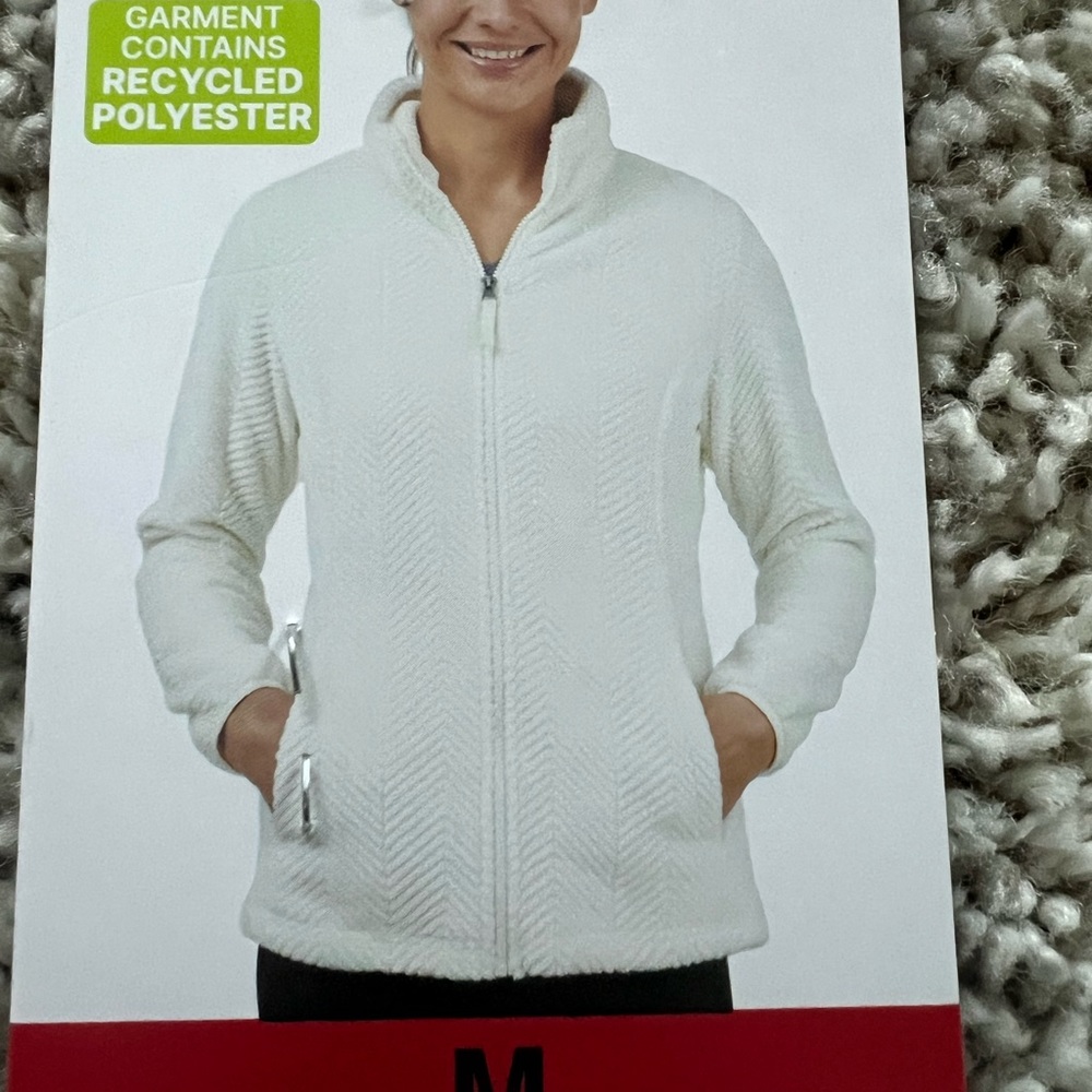 ⭐️ Host pick Firm Price ⭐️ New with tags Free2B Medium white jacket - Picture 4 of 4